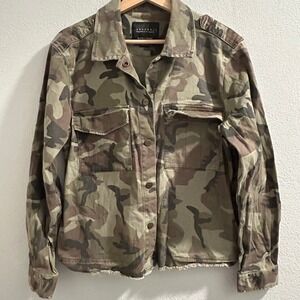 Sanctuary Camouflage Utility Jacket Button Front Distressed Hem Women's Size‎ S